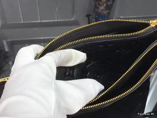 First bags ru LOUIS DOUBLE ZIP VUITTON POCHETTE 0522